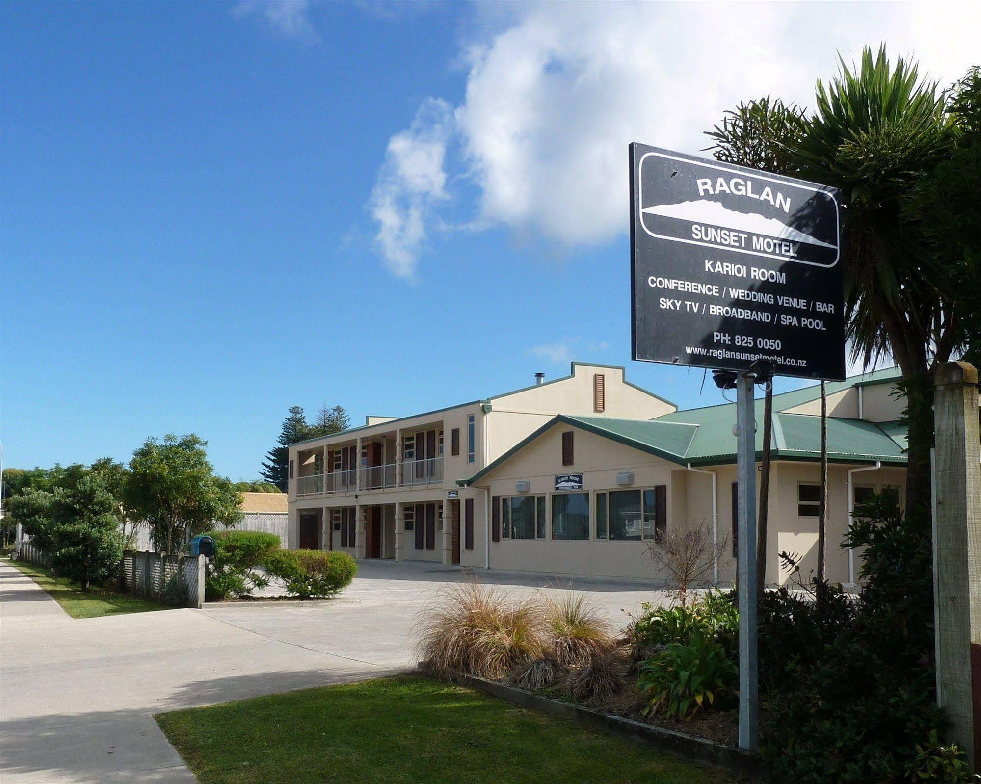 Raglan Sunset Motel And Conference Venue Kültér fotó